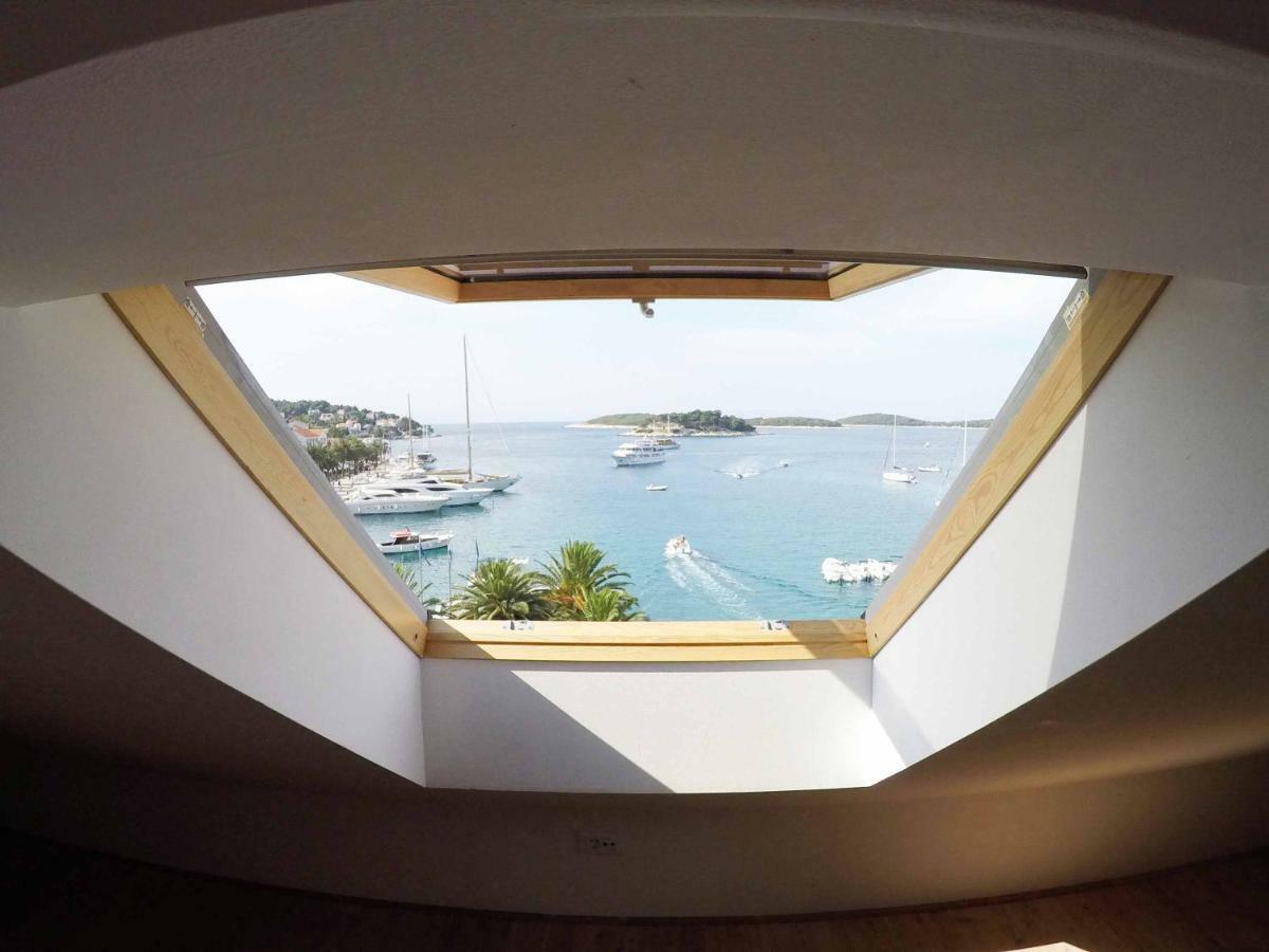 Hvar Attic Modern Design - Town Center With A Great View Hvar Town Buitenkant foto