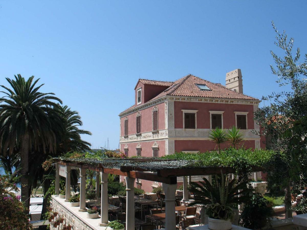 Hvar Attic Modern Design - Town Center With A Great View Hvar Town Buitenkant foto
